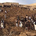 عملیات جستجوی قربانیان لغزش زمین در بدخشان متوقف شد