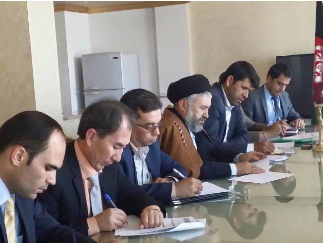 حضور مهاجرين افغان در ایران قانونمند مى شود
