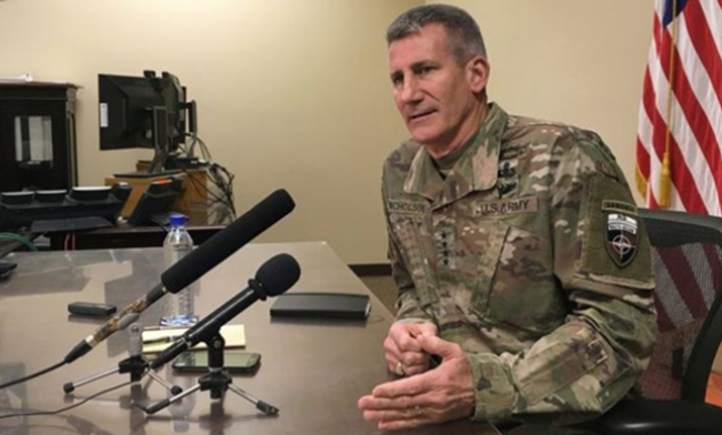  فرمانده ناتو آمادگی آمریکا برای مذاکره مستقیم با طالبان را تکذیب کرد