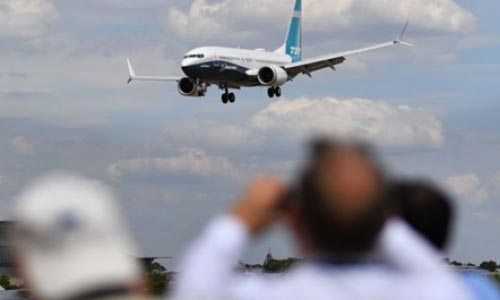 بالا گرفتن فشار در آمریکا برای توقف پرواز بوئینگ جدید