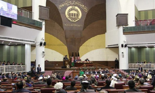 نمایندگان نتوانستند منشی و نایب منشی مجلس را انتخاب کنند
