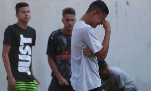دستکم ۱۰ نفر در آتش‌سوزی در ورزشگاه تیم فوتبال فلامینگو در برازیل کشته شدند