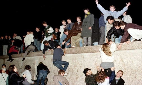گرامیداشت سی‌امین سالگرد فروپاشی دیوار برلین