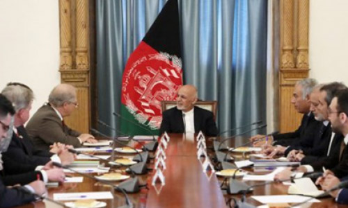 رئیس جمهور و جان ساپکو در مورد مبارزه با فساد اداری در افغانستان گفتگو کردند