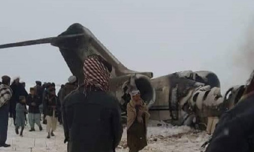 خبرهای ضد و نقیض از سقوط یک هواپیما در غزنی