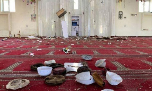 انفجار در مسجدی در ننگرهار؛  دست‌کم 62 نمازگزار کشته شدند