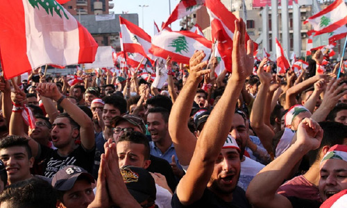 اعتراضات لبنان؛  درگیری بین پولیس و معترضان ده‌ها مجروح به جا گذاشت