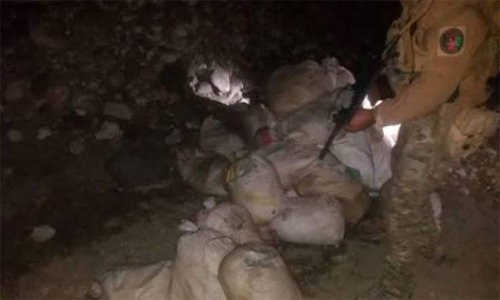 کشف نزدیک به  یک هزار کیلوگرام مواد انفجاری در لغمان