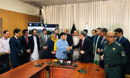  قرارداد ساخت سرک حلقوی مزارشریف با هزینه یک میلیارد افغانی امضا شد