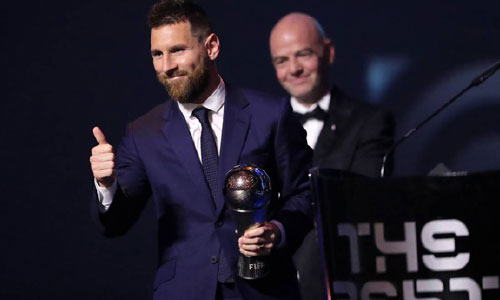 راپینو و مسی به عنوان بازیکنان سال فیفا انتخاب شدند