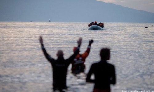 گارد ساحلی اسپانیا حدود ۲۰۰ پناهجو را نجات داد