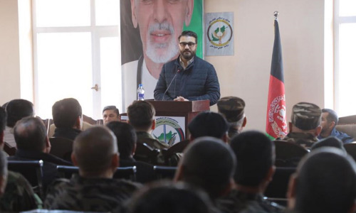 مشاور امنیت ملی: گروه طالبان در جنگ به هیچ اصلی پابند نیست