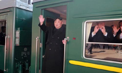 رهبر کوریای شمالی برای دیدار با ترامپ به راه افتاد