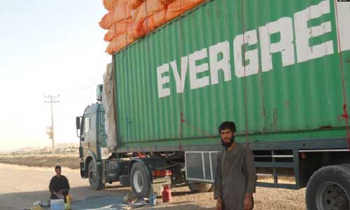 باج‌گیری طالبان از رانندگان وسایط باربری در غزنی