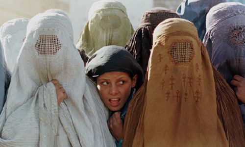 چارواکي: افغانستان کې ۴۱ سلنه ښځې د وینې کموالی لري
