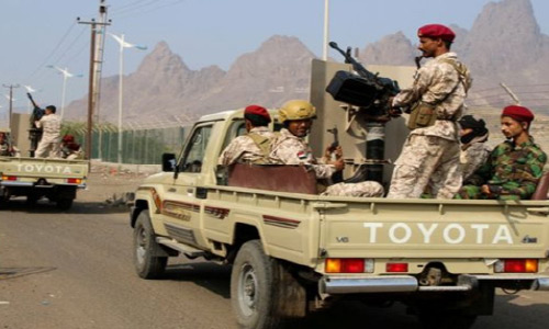 حمله موشکی به رژه نظامی نیروهای مورد حمایت امارات در یمن