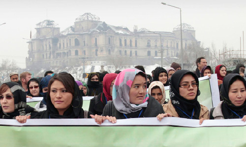مؤلفه‌های حفظ کرامت زن در افغانستان