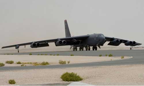 امریکا بمب افکن‌های استراتژیک «بی-۵۲ اچ»  در خاورمیانه مستقر می‌کند