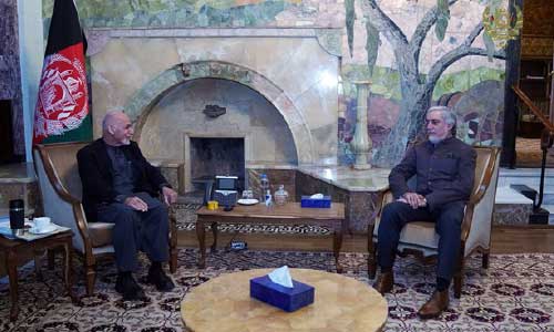 غنی و عبدالله  درباره افتتاح جلسه  شورای عالی مصالحه ملی گفت‌وگو کردند