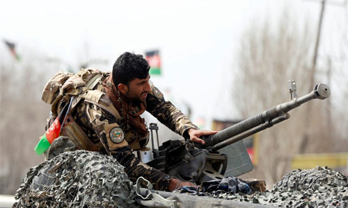 رویترز: کمک یک میلیارد دالری امریکا به نیروهای امنیتی افغانستان قطع نشده است 