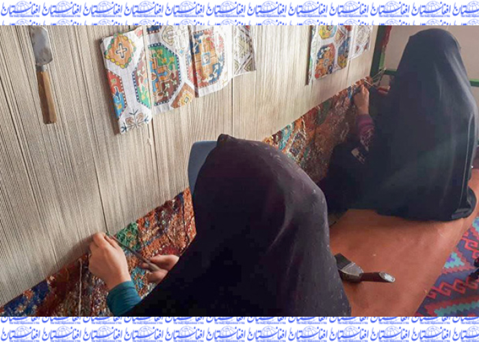 صنعت قالین در افغانستان با چالش‌ روبرو است   