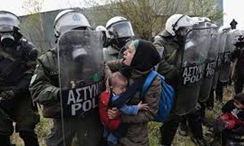 پناهجویان سرگردان در مرز؛  سران اتحادیه اروپا به یونان می‌روند 