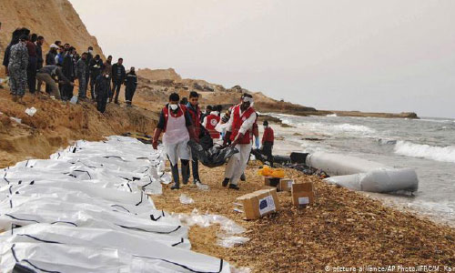 کشتی غرق‌شده پناهجویان در ترکیه؛ ۲۴ نفر افغانستانی شناسایی شده اند