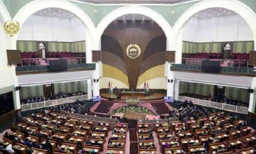 در پی اظهارات صالح، مجلس روند رای اعتماد را به متوقف کرد