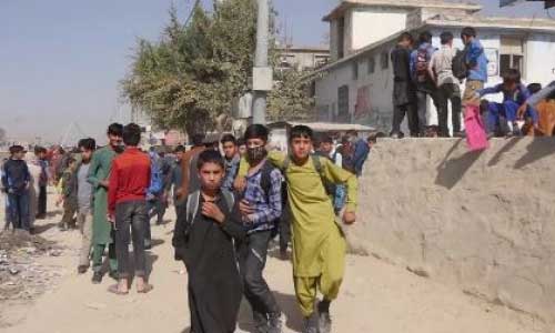 دزدان مسلح با واردشدن به یک مکتب درکابل وسایل دانش‌آموزان را بردند 