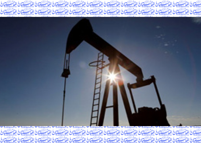 قیمت نفت در بازارهای جهانی به ۵۲ دالر نزدیک شد