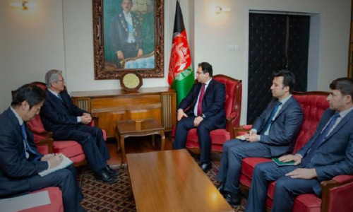 نماینده سرمنشی سازمان ملل در افغانستان به‌خاطر دیدار با عبدالله به وزارت خارجه احضار شد