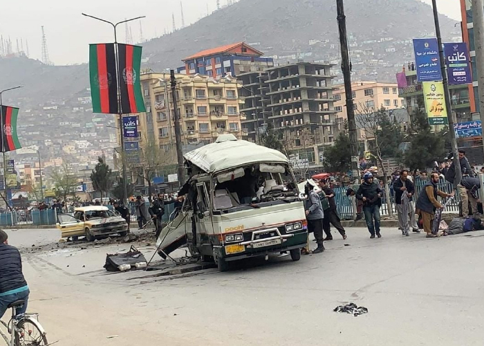 هدف قراردادن یک بس شهری در کابل؛ 15 غیرنظامی زخمی شدند 