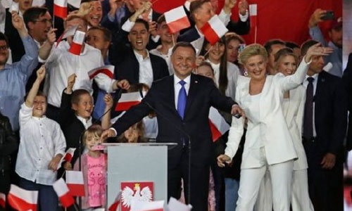 پیشتازی رییس جمهوری پولند در انتخابات یکشنبه