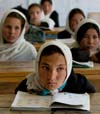 وزارت معارف رقم جذب دختران در مکاتب  را بالا مي برد