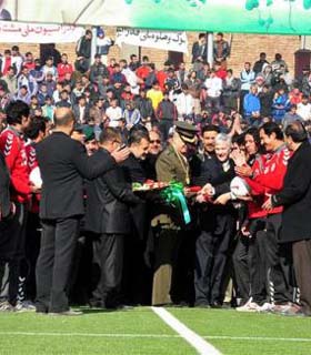 چمن مصنوعى ستديوم ورزشى کابل افتتاح گرديد