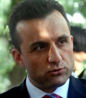 صالح: حمله کنندۀ انتحاری بر خالد از زندانیان بخشوده شده حکومت افغانستان بود